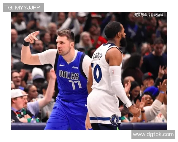 东契奇助攻 里弗斯接球三分飙进