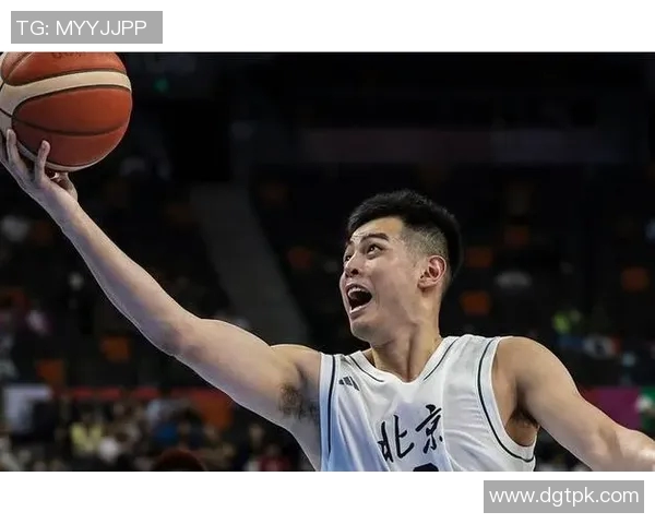 CBA奇葩一幕！35岁方硕、32岁翟晓川打潜力赛，令人啼笑皆非